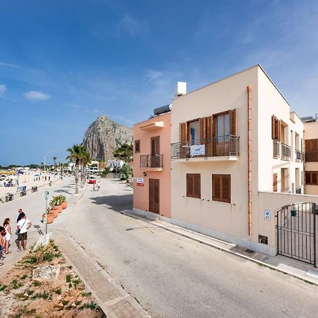 I Tre Golfi Beach Apartments Сан-Вито-Ло-Капо Экстерьер фото