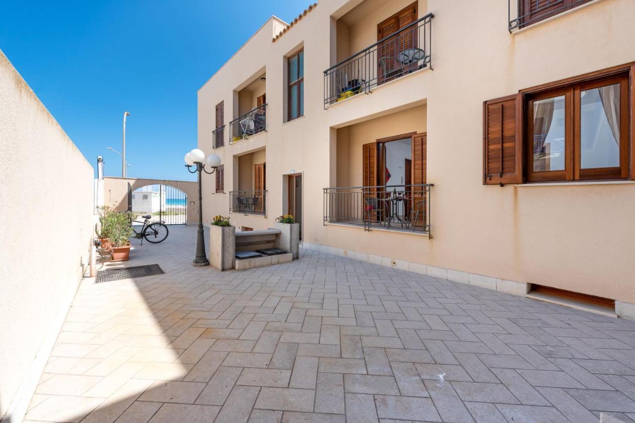 I Tre Golfi Beach Apartments Сан-Вито-Ло-Капо Экстерьер фото